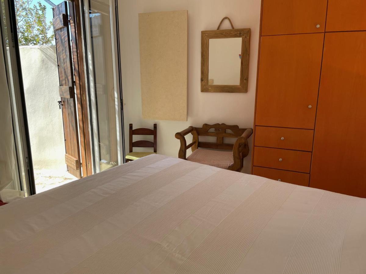 Villa La Familia Maison Traditionnelle プラキアス エクステリア 写真